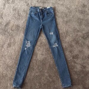 levi 720 dark washed denim high rise skinny jeans